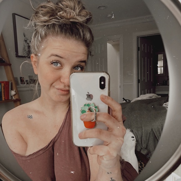 Meet your Posher, Dyanne - Picture 5 of 7